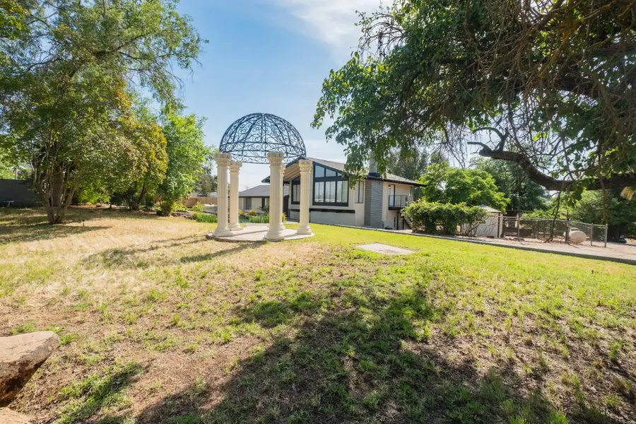 5451 Amber Avenue, Clovis, CA 93619 - #3