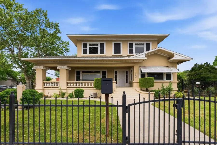 807 N Van Ness Avenue, Fresno, CA 93728 - #2