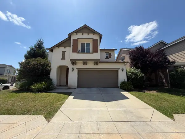 7399 E Giavanna Avenue, Fresno, CA 93737