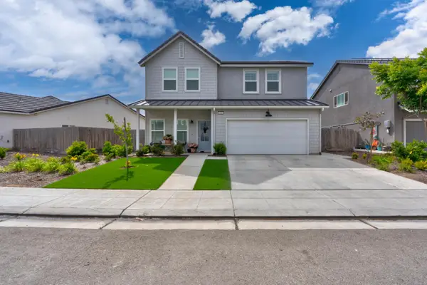 860 Blue Oak Lane W, Madera, CA 93636