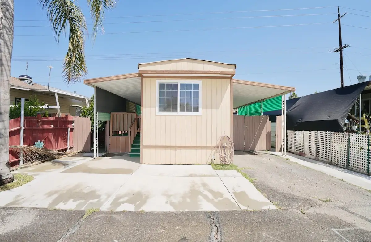 2317 S Chestnut Avenue #SPC 8, Fresno, CA 93725 - #1