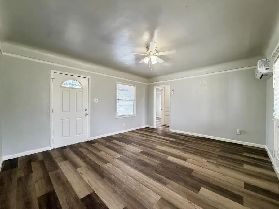 1336 W Fountain Way, Fresno, CA 93705 - #3