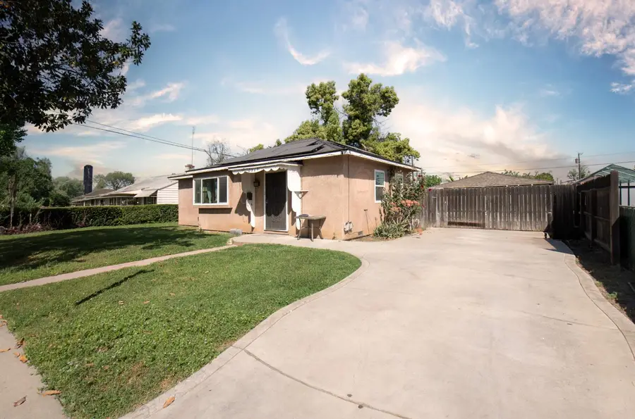 2319 E Vassar Avenue, Fresno, CA 93703 - #3