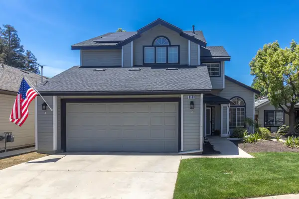 9152 N Woodlawn Drive, Fresno, CA 93720