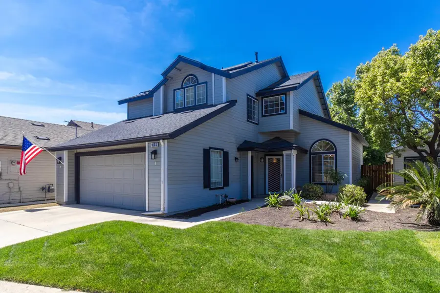 9152 N Woodlawn Drive, Fresno, CA 93720 - #2