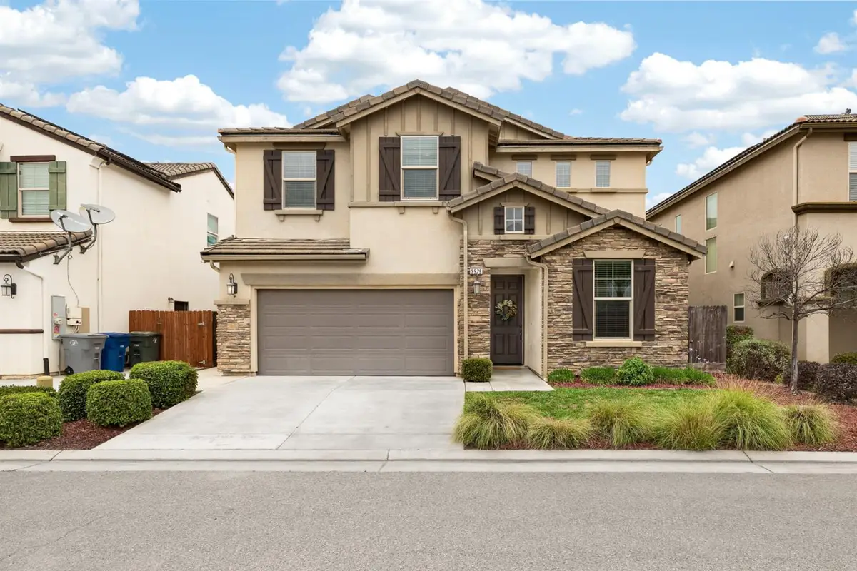 3579 Taylor Lane, Clovis, CA 93619 - #1