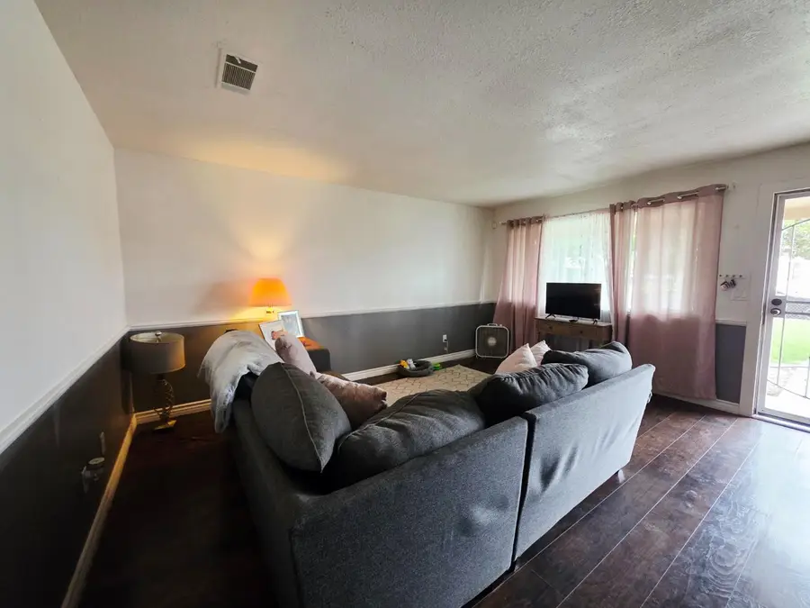 1239 Chittenden Avenue, Corcoran, CA 93212 - #3