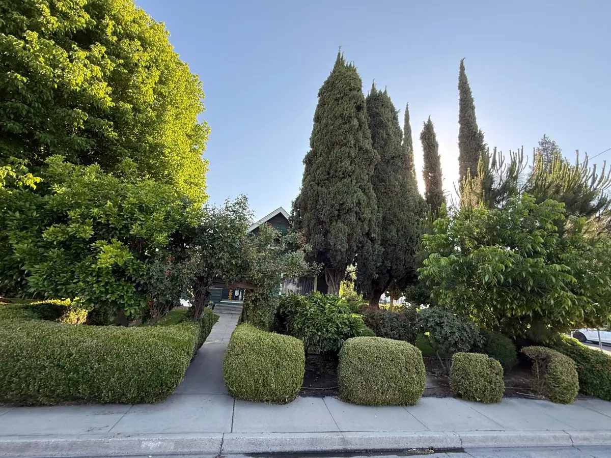 1300 Marion Street, Kingsburg, CA 631 - #1