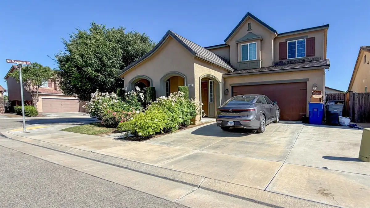 3060 Morris Avenue, Clovis, CA 93619 - #1