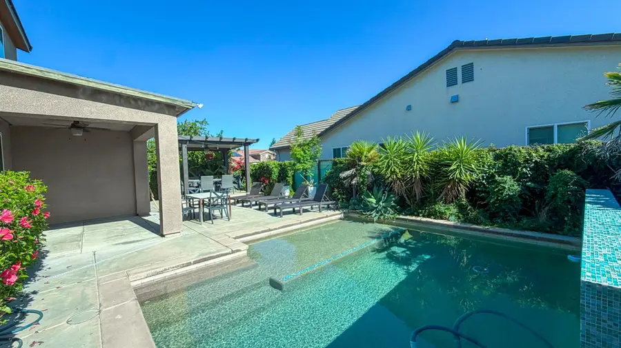 3060 Morris Avenue, Clovis, CA 93619 - #3