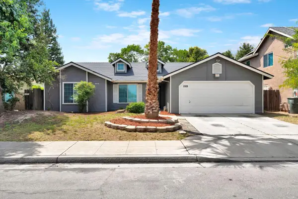 2323 N Milburn Avenue, Fresno, CA 93722
