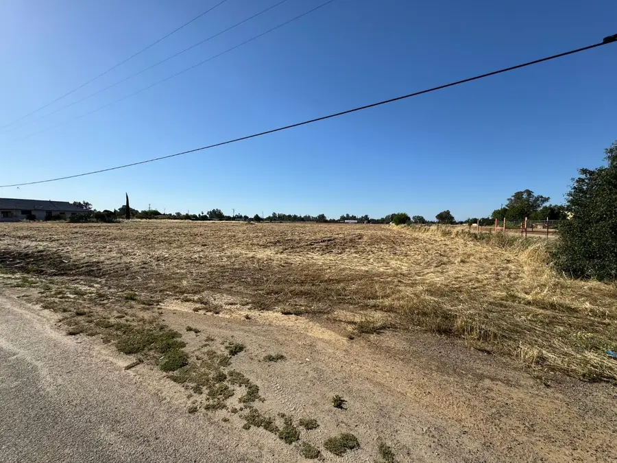 25853 W Clark Street, Madera, CA 93638 - #3