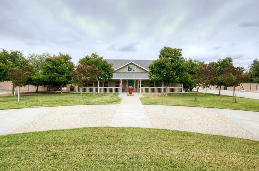 17465 Monreal Road, Madera, CA 93636 - #2