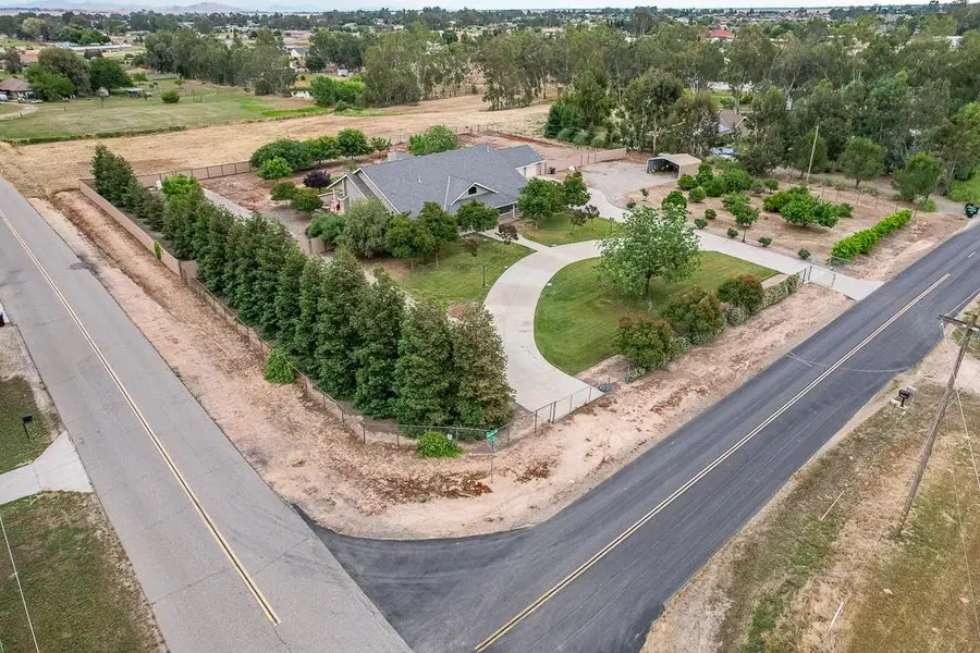 17465 Monreal Road, Madera, CA 93636 - #3