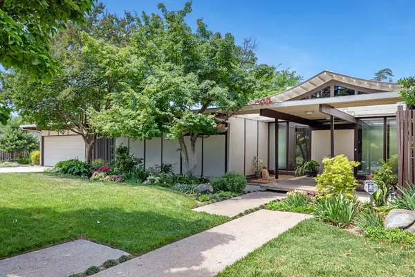 2530 W Wrenwood Avenue, Fresno, CA 93711
