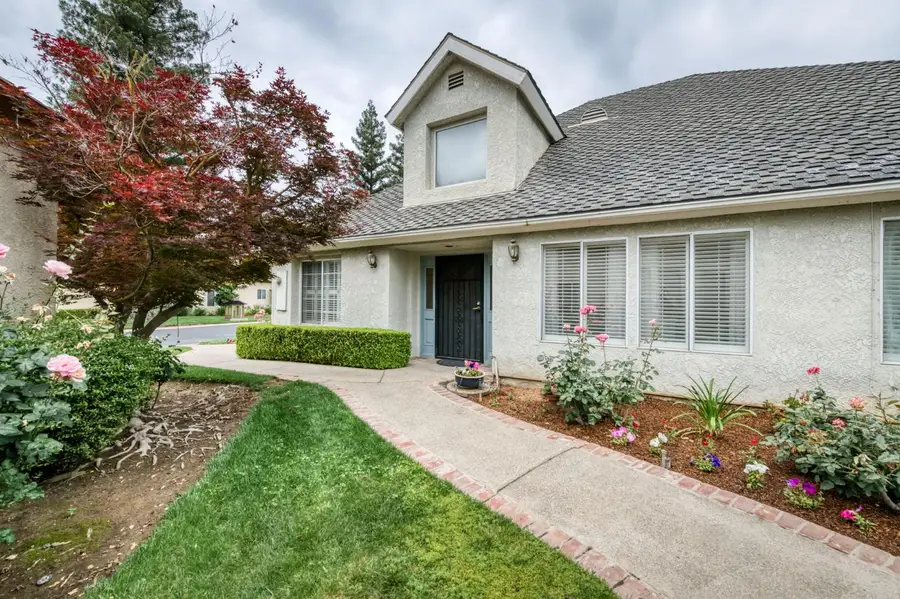 2977 W Pembrook, Fresno, CA 93711 - #3