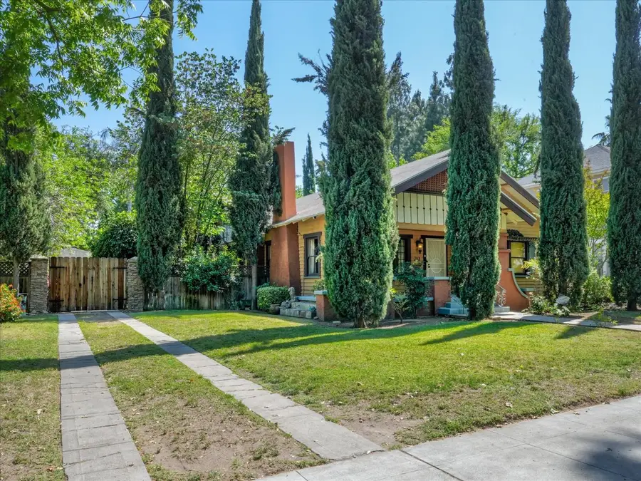 702 E Peralta Way, Fresno, CA 93704 - #2