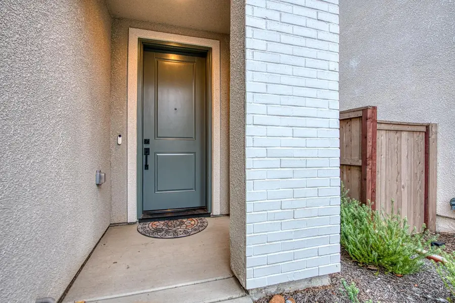 580 Mccaffrey Way, Madera, CA 93636 - #3