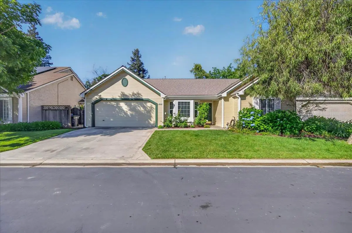10771 N Windham Bay Circle, Fresno, CA 93730 - #1