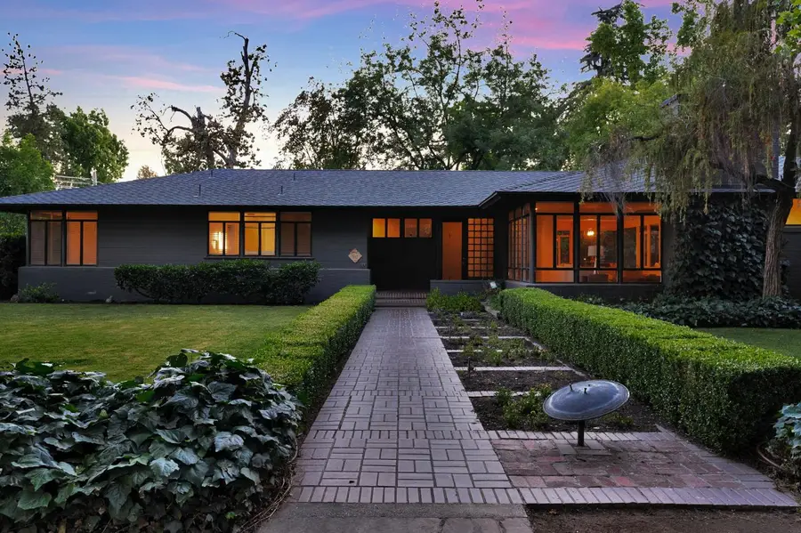 3865 N Wilson Avenue, Fresno, CA 93704 - #3