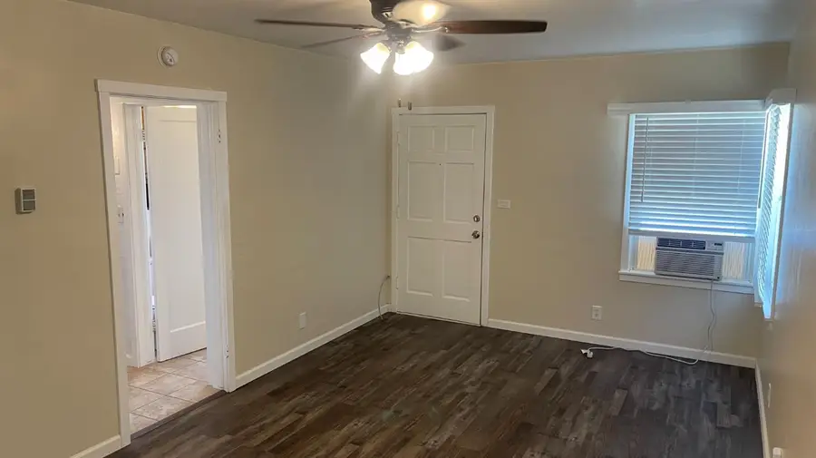 500 Kaweah Street, Hanford, CA 93230 - #3