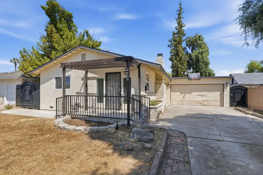 4659 E Terrace Avenue, Fresno, CA 93703 - #2