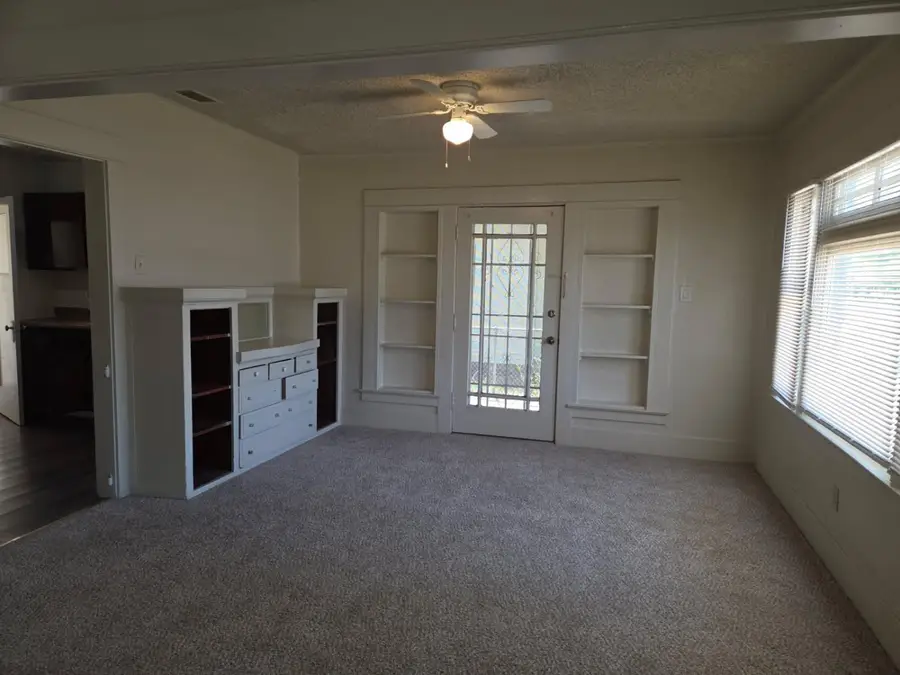 1332 N Wilson, Fresno, CA 93728 - #2