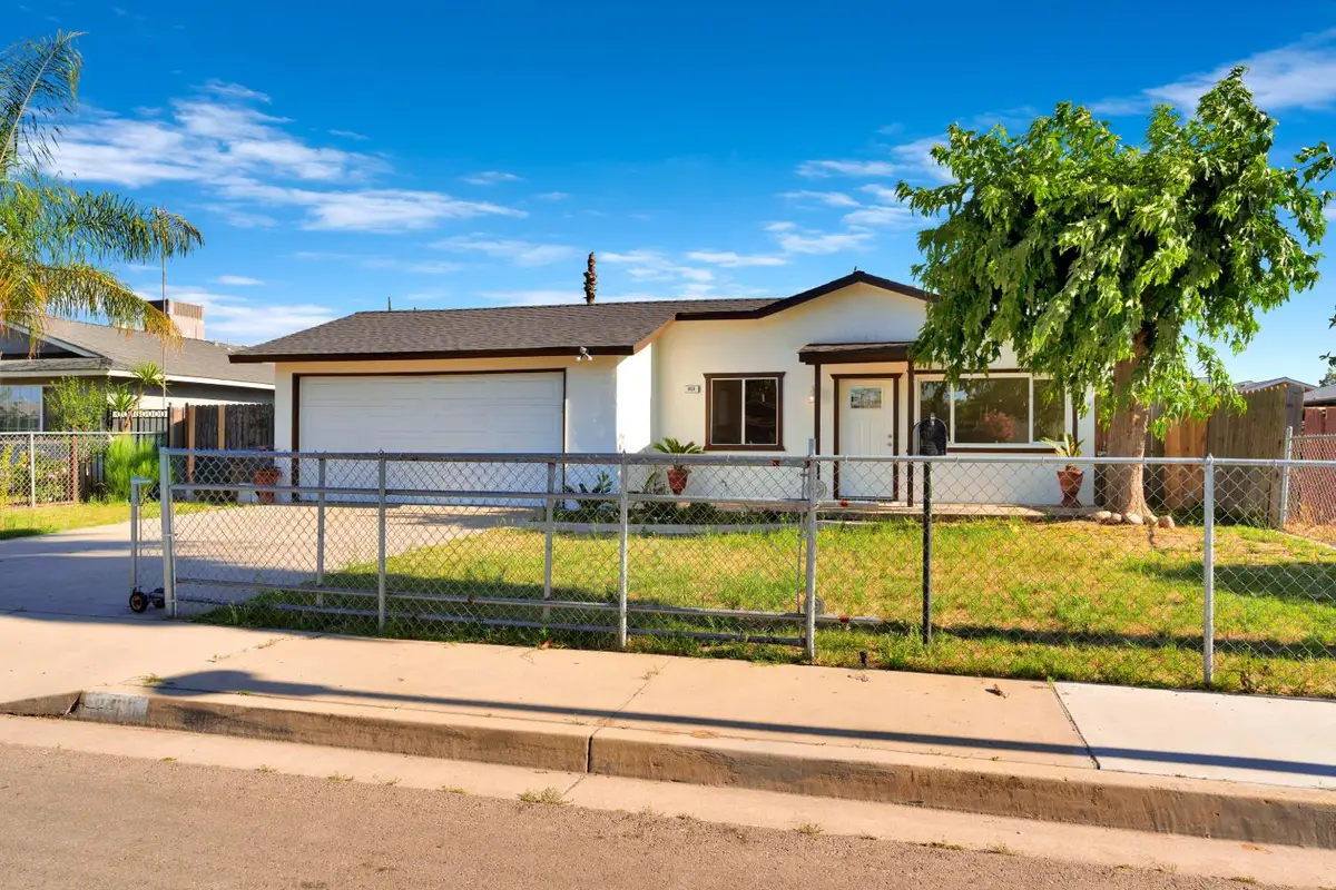 655 Forest Lane, Sanger, CA 93657 - #1