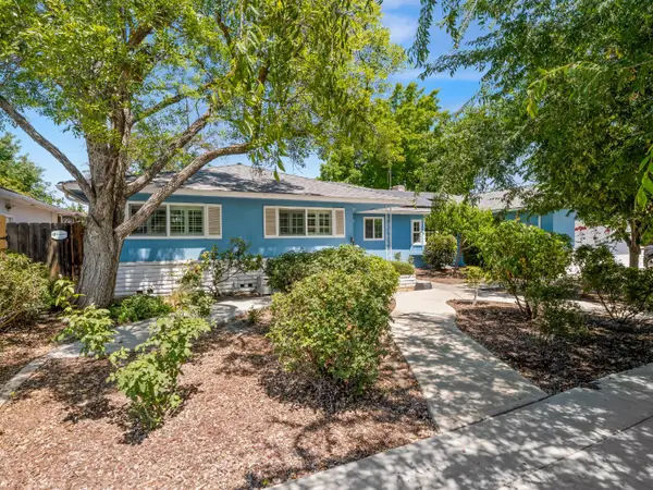 1528 E Escalon Avenue, Fresno, CA 93710