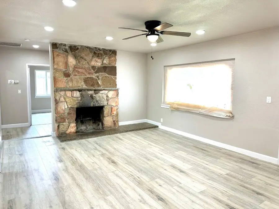 1612 N Normandie Street, Hanford, CA 93230 - #3