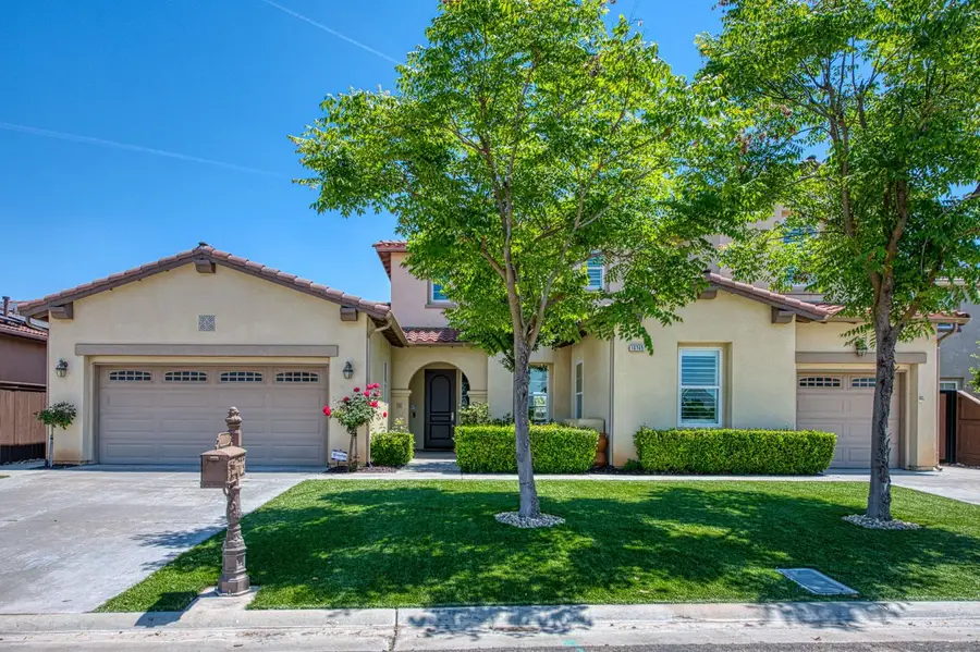 10745 E Landmark Way, Clovis, CA 93619 - #2