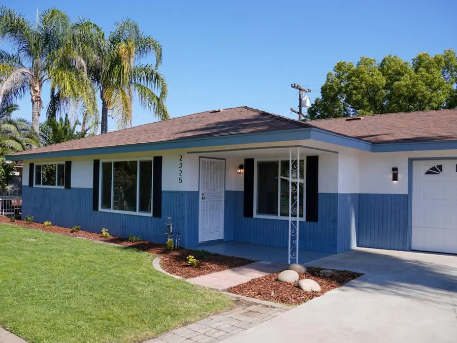 2325 E Hampton Way, Fresno, CA 93726 - #3