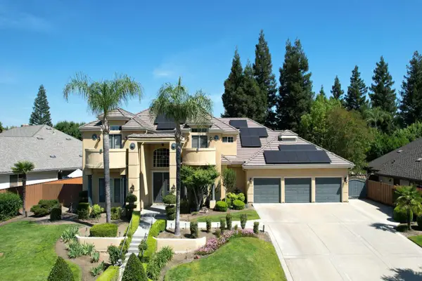 466 E Hillcrest Avenue, Fresno, CA 93720