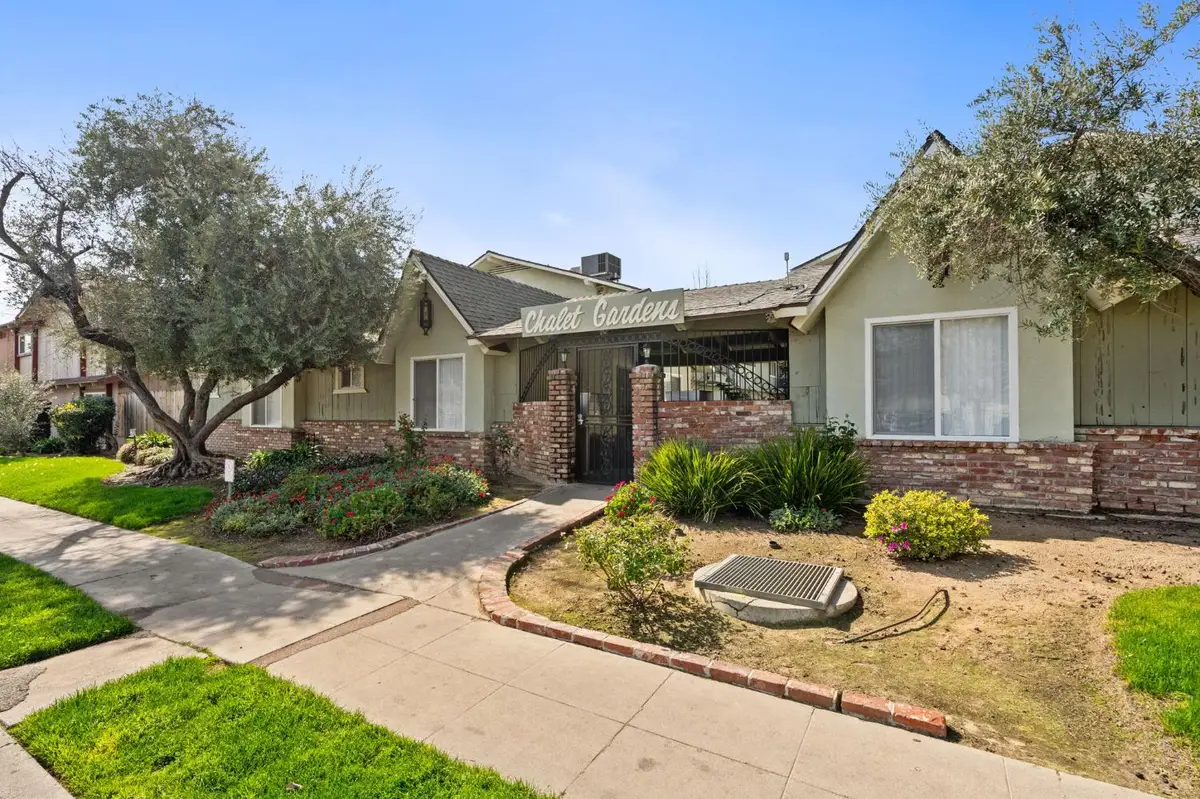 2017 N Winery Avenue, Fresno, CA 93703 - #1