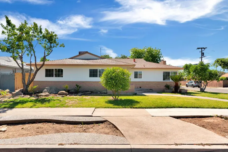 5189 N Callisch Avenue, Fresno, CA 93710 - #3