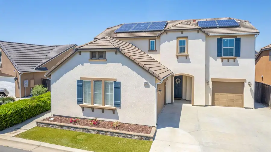3727 Chessa Lane, Clovis, CA 93619 - #2