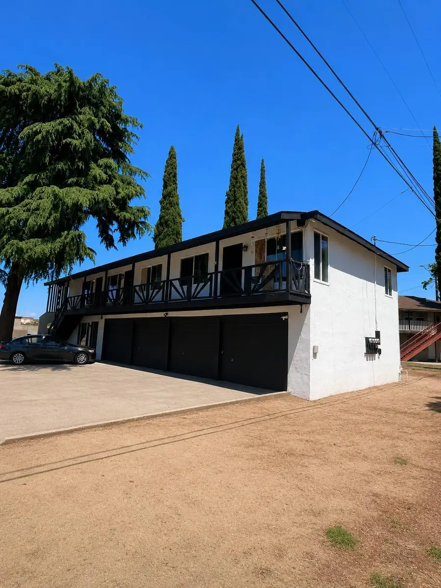 2026 E Hunter Avenue, Fresno, CA 93703 - #3