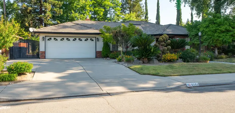 5156 W Minarets Avenue, Fresno, CA 93722 - #2