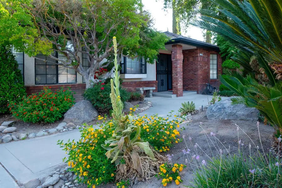 5156 W Minarets Avenue, Fresno, CA 93722 - #3