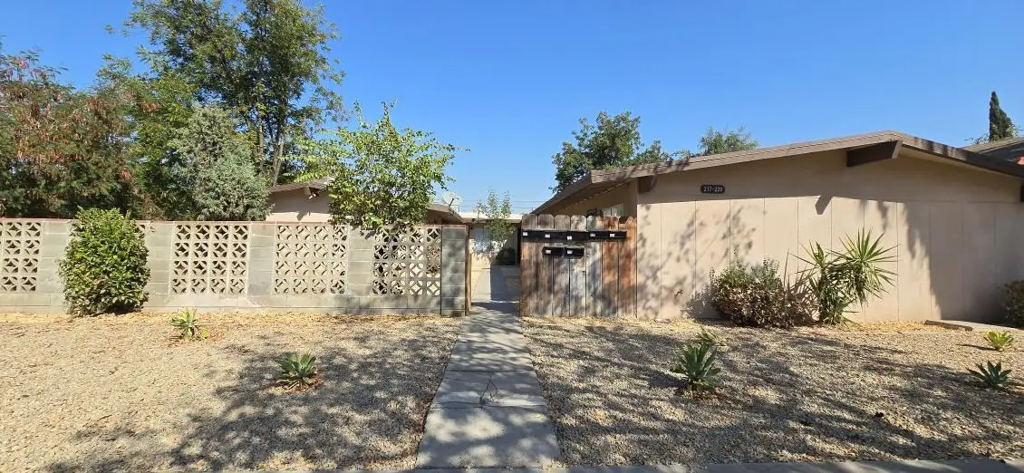 217 E Tuolumne Street, Fresno, CA 93706 - #1