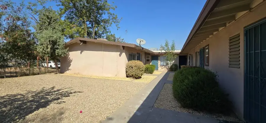 217 E Tuolumne Street, Fresno, CA 93706 - #2