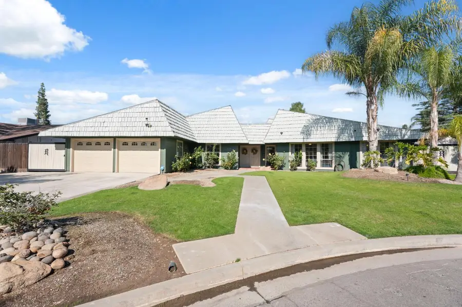 2778 W Robinwood Lane, Fresno, CA 93711 - #3