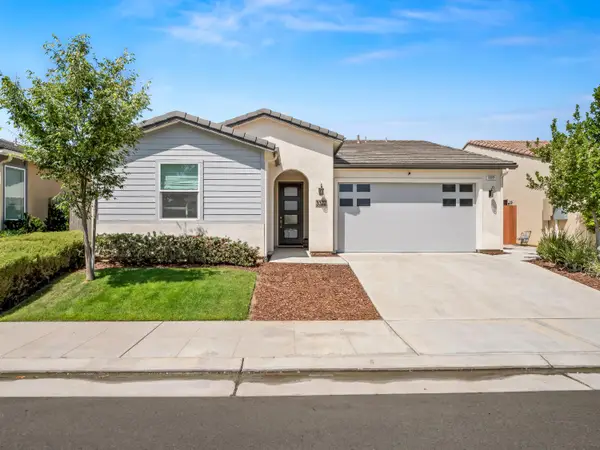 3322 Hermosa Avenue, Clovis, CA 93619