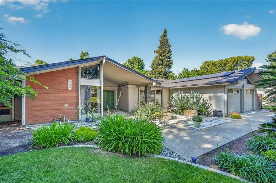 3250 W Ellery Avenue, Fresno, CA 93711 - #2