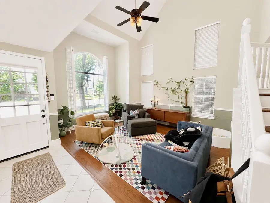 1047 E Monticello Circle, Fresno, CA 93720 - #3