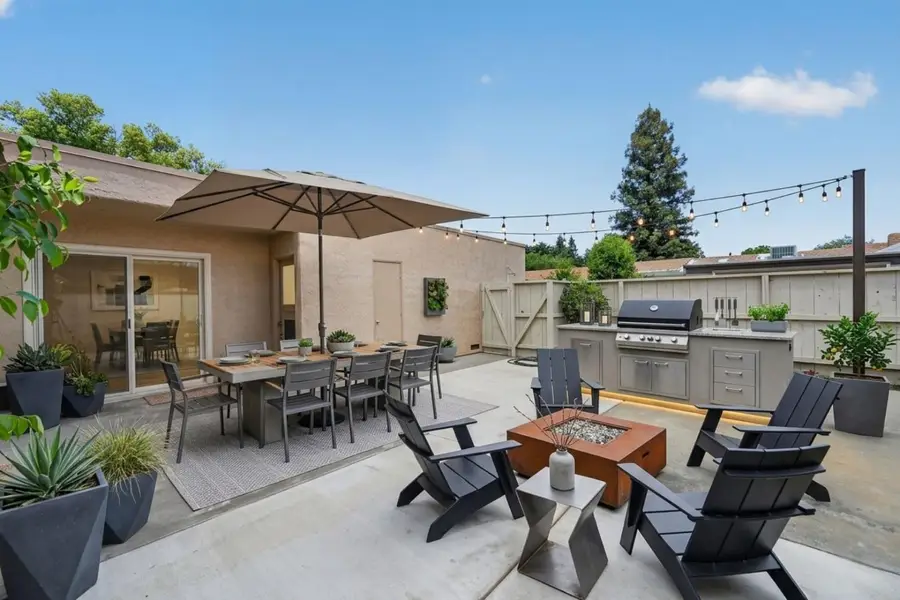 1866 W Santa Ana Avenue #101, Fresno, CA 93705 - #3