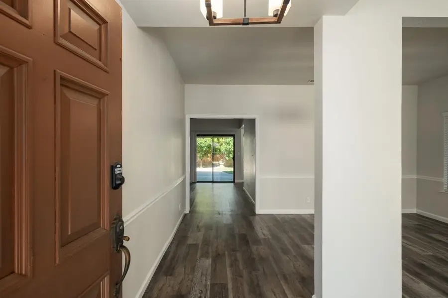 7570 N 6th Street, Fresno, CA 93720 - #3