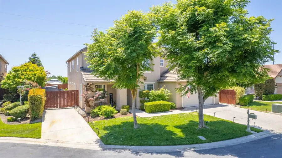 11079 E Mitchell Peak Way, Clovis, CA 93619 - #3