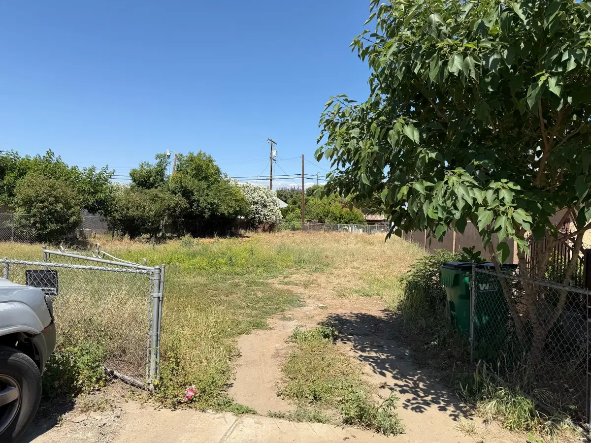 19635 Balfour Drive, Strathmore, CA 93267 - #1
