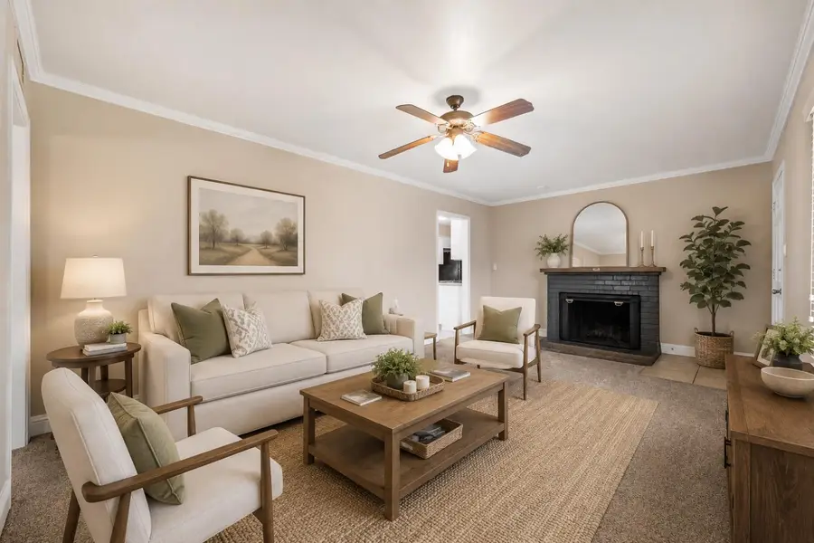 1213 E Saginaw Way, Fresno, CA 93704 - #2